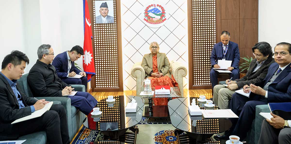प्रधानमन्त्रीसँग चिनियाँ राजदुतको शिष्टाचार भेट