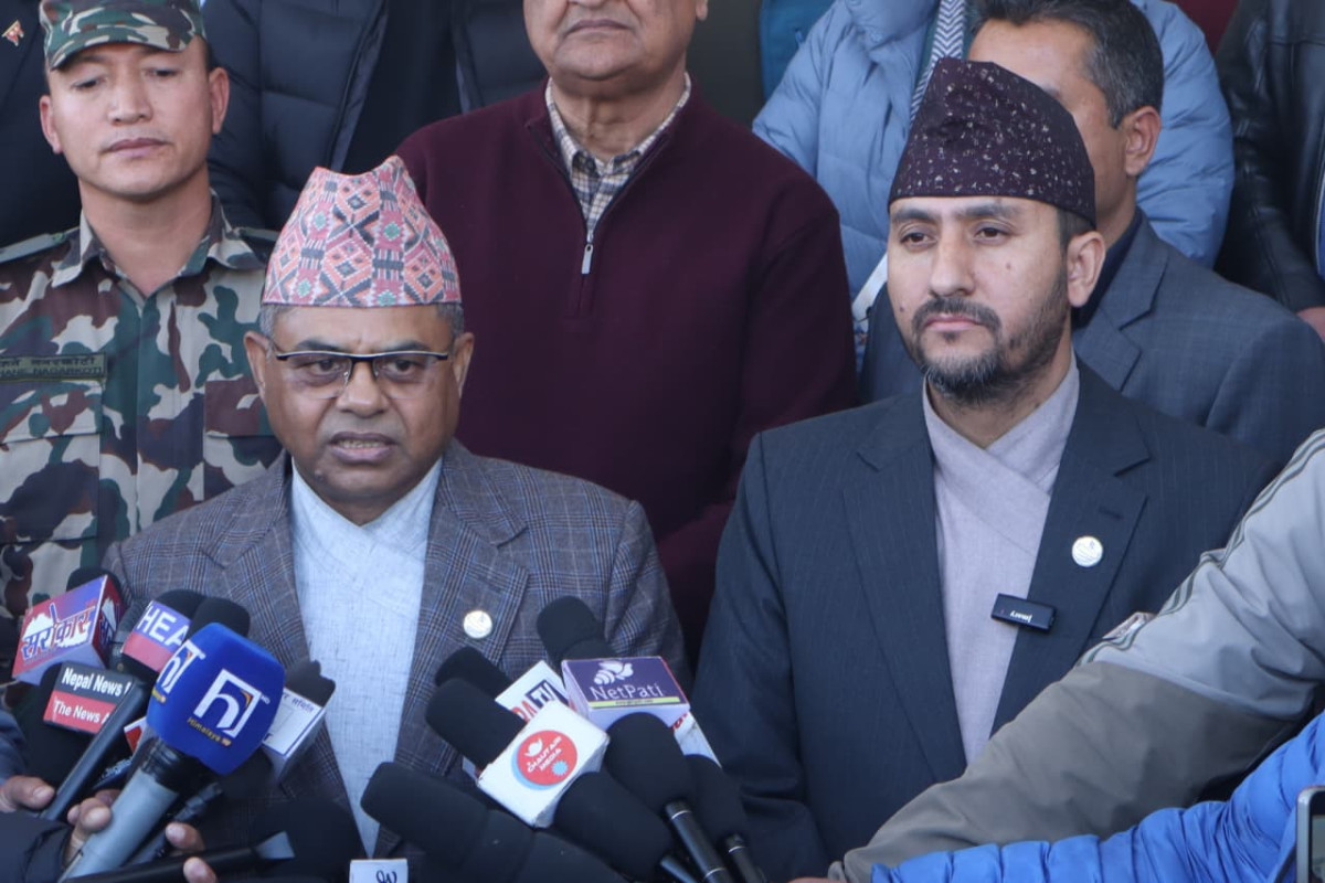 एमाले निर्वाचनमा जान तयार भयो, ओलीको स्थानहदमा सरकार लचिलो बन्नसक्छः सञ्चारमन्त्री खरेल