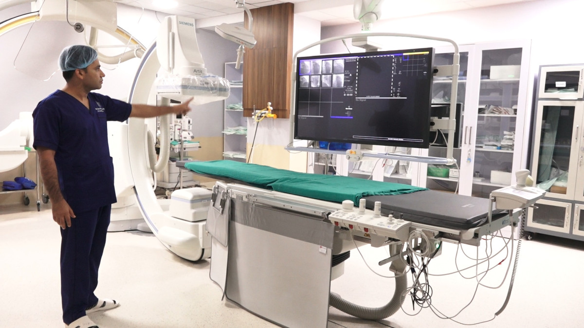 काठमाडौं मेडिकल कलेजमा ‘क्याथल्याव’ र ‘इपिल्याव’ प्रविधिः आधुनिक हृदय–मस्तिष्क उपचारमा नयाँ युग