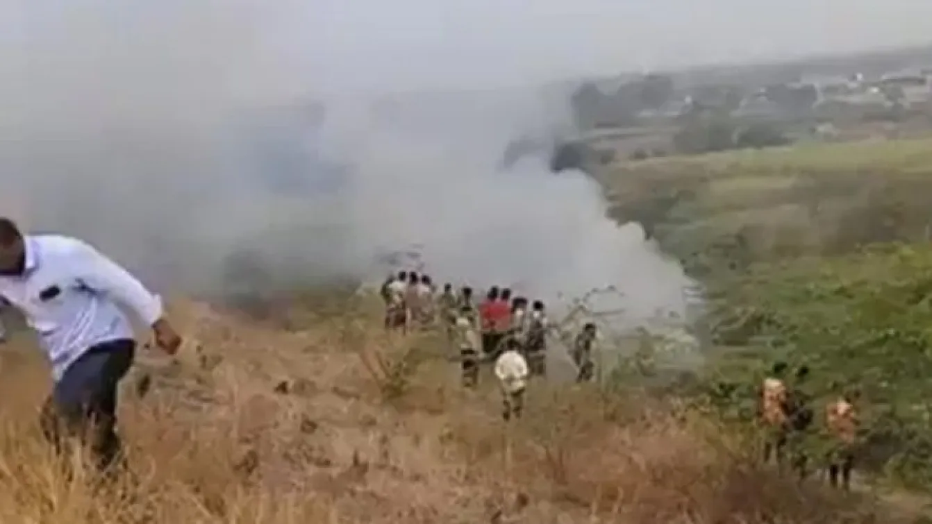 महाराष्ट्रका उपमुख्यमन्त्री चढेको विमान दुर्घटनाग्रस्त