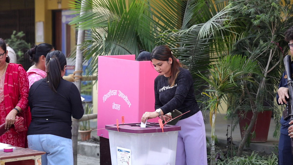 सुनसरीमा शान्तिपूर्ण रुपमा निर्वाचन जारी, मतदातामा उत्साह