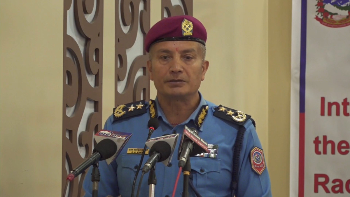 मानव मर्यादा र आत्मसम्मान नै आधुनिक समाजको आधारः प्रहरी महानिरीक्षक कार्की मानव मर्यादा र आत्मसम्मान नै आधुनिक समाजको आधारः प्रहरी महानिरीक्षक कार्की