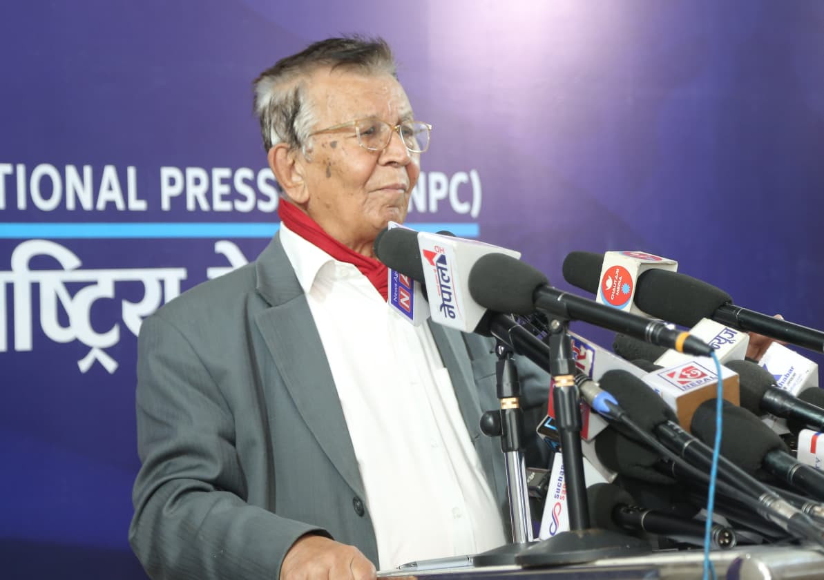 हिम्मत भए प्रधानमन्त्रीको कार्यकक्षमा र संसद भवनमा ग्रेटर नेपालको नक्शा राख्न बालेनलाई चुनौती