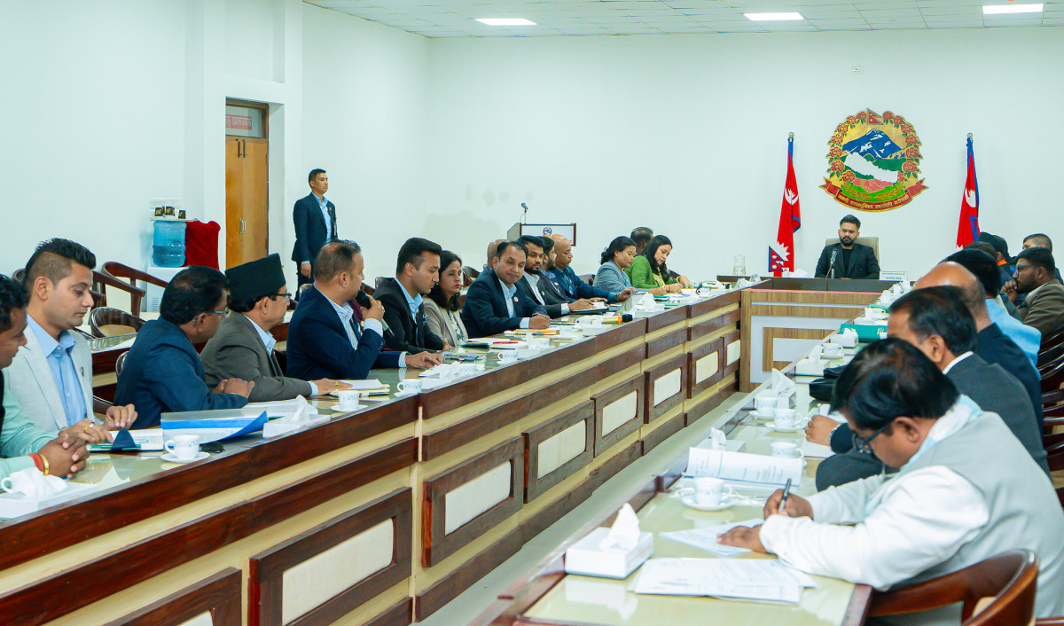 प्रधानमन्त्री समक्ष सांसद झाले भने–रेडक्रसका नाममा भइरहेको भ्रष्टाचार नियन्त्रण गर्न दलीय आधारमा गठन भएका सबै समितिहरू विघटन गरौँ