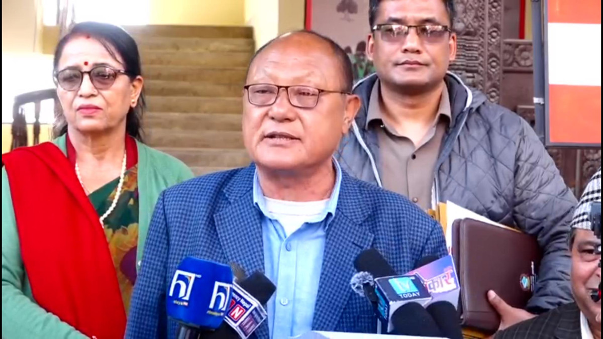 अनधिकृत रुपमा वक्तव्यबाजी नगर्न नेता खड्कालाई काँग्रेसको निर्देशन