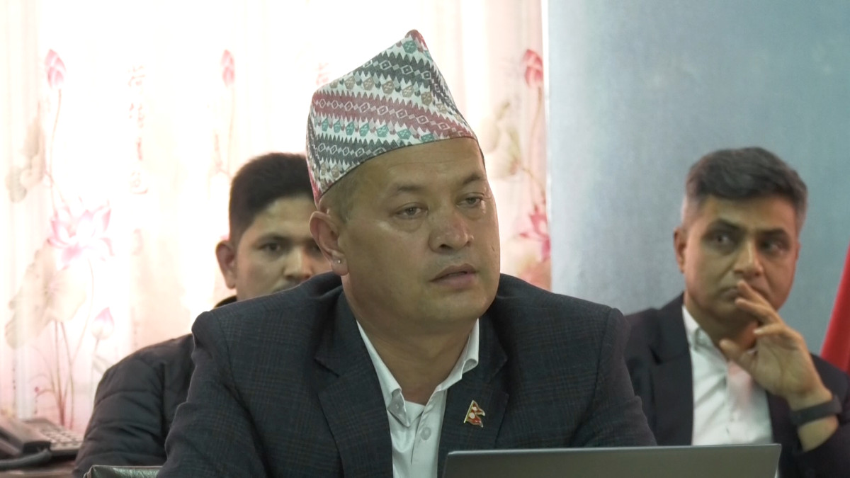 औषधि व्यवस्था विभागबाट लाईसेन्स नविकरण नगरिदिँदा औषधि थन्किएर बसेका छन्ः कार्यकारी निर्देशक डा. केसी