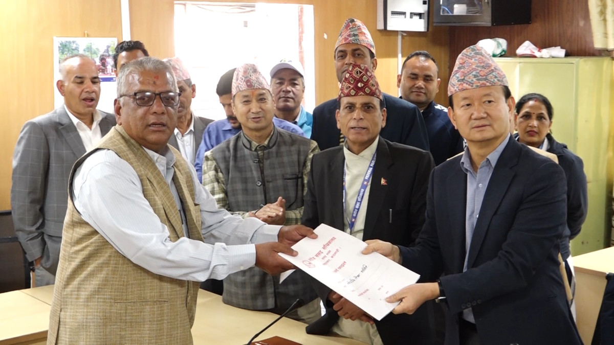 सार्वजनिक लेखा समितिको सभापतिमा काँग्रेस सांसद खड्काको उम्मेद्वारी दर्ता