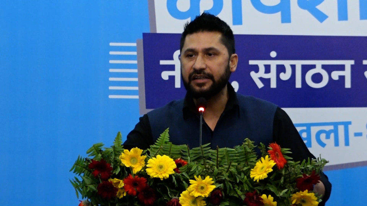 आज संस्थाहरु डराएका छन्, हाम्रा क्रियाकलापबाट मुलुकको लोकतन्त्र कमजोर नबनोस्ः सभापति लामिछाने