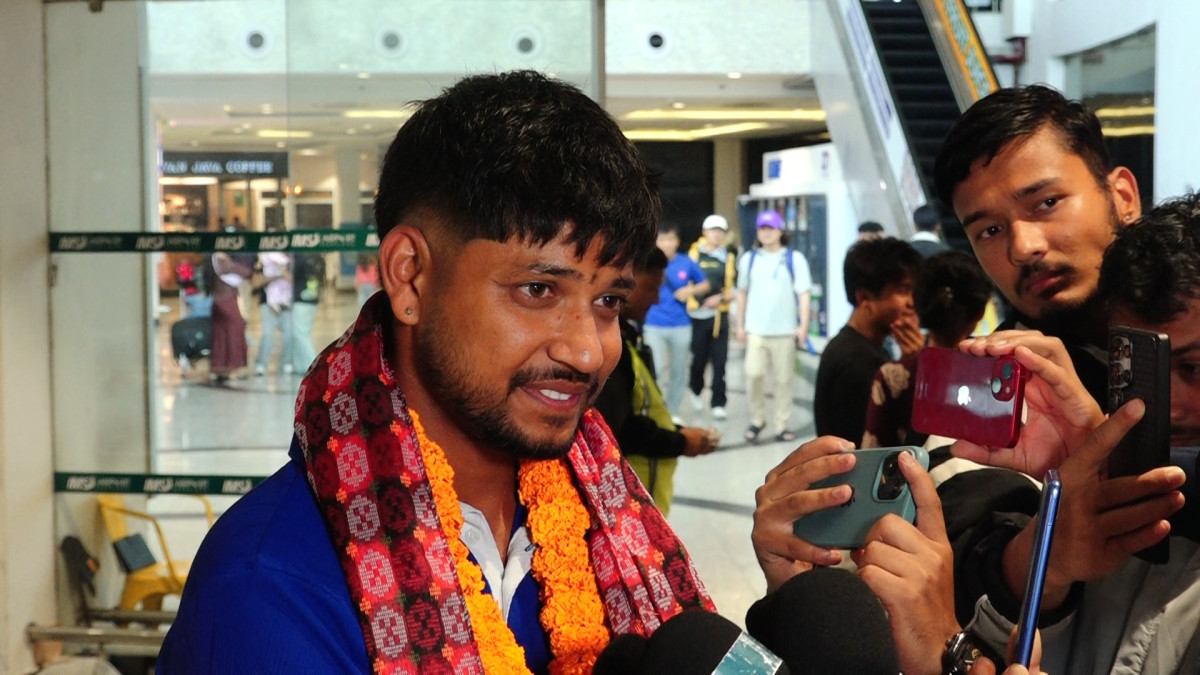 ‘देश दुःखिरहेका बेला क्रिकेटमार्फत भएपनि खुशी दिन पाउँदा गर्व लागेको छ’– सन्दीप